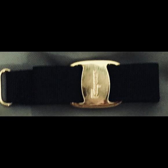 New Ferragamo Keychain Black Vara Bow New in Box - Picture 5 of 7